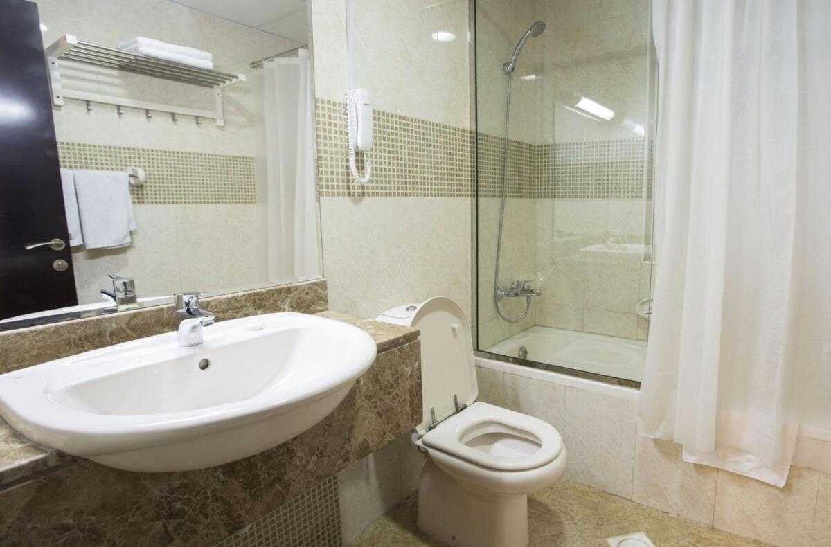 Beautiful Partition Room In Al Barsha 1 Near Metro Dubai Exterior photo